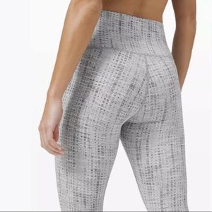 lululemon Wunder under jacquard texture (NWT)